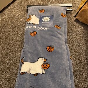 *NEW* Life is Good Halloween Blanket dogs in ghost costume
